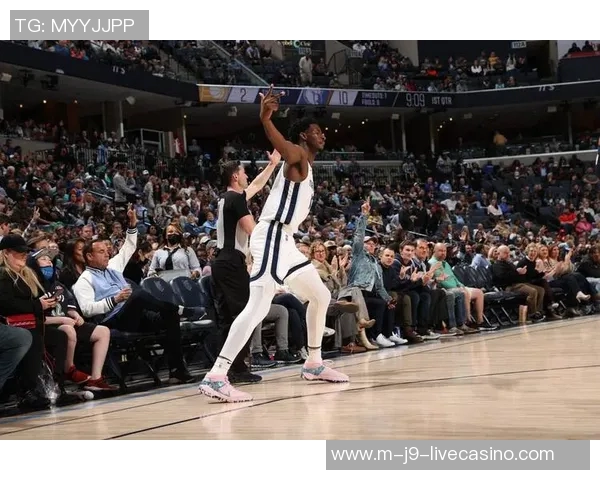 莫兰特贝恩联手发力灰熊险胜鹈鹕迎来关键胜利